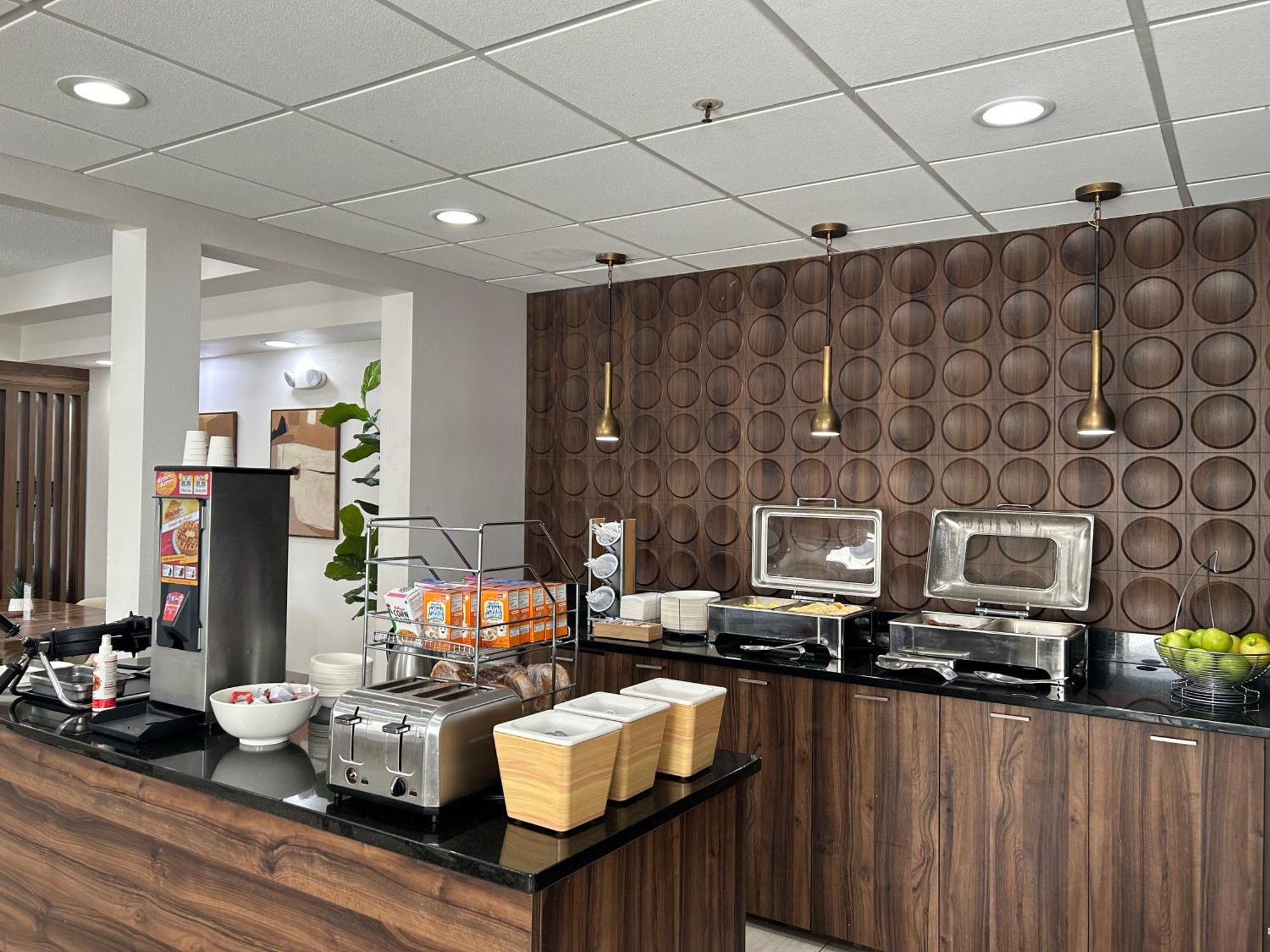Wingate By Wyndham Hattiesburg Ngoại thất bức ảnh